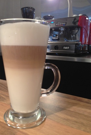 Latte macchiato with S5