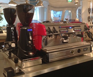 La Spaziale S5 with 12 grind on demand